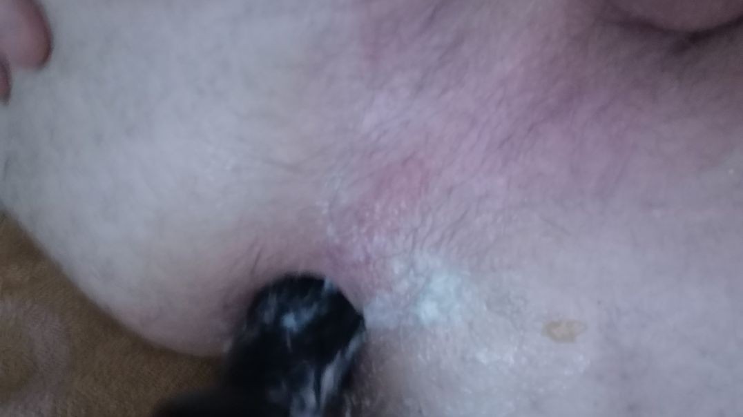 ⁣Nice dildo in my ass